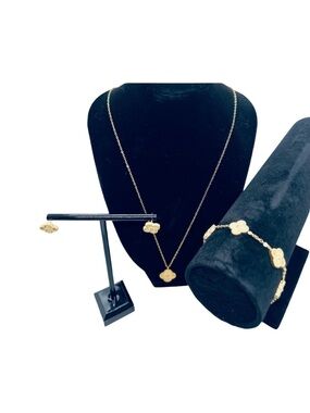 Gold Floral Clover Pendant Necklace, Bracelet & Earrings Set FINAL PRICE DROP